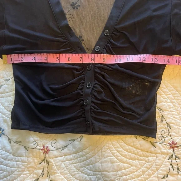 20% OFF BUNDLES! Urban Outfitters Long Sleeve Cropped Cardigan. Black. Small - Picture 9 of 12